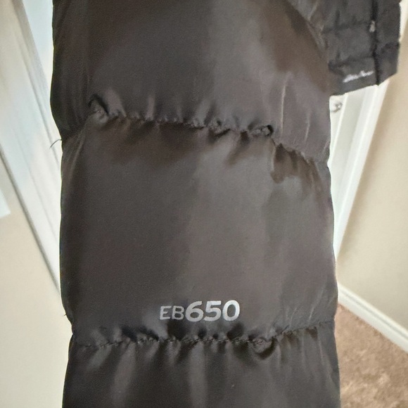 Eddie Bauer EB650 Dark Puffer Coat - Picture 2 of 6